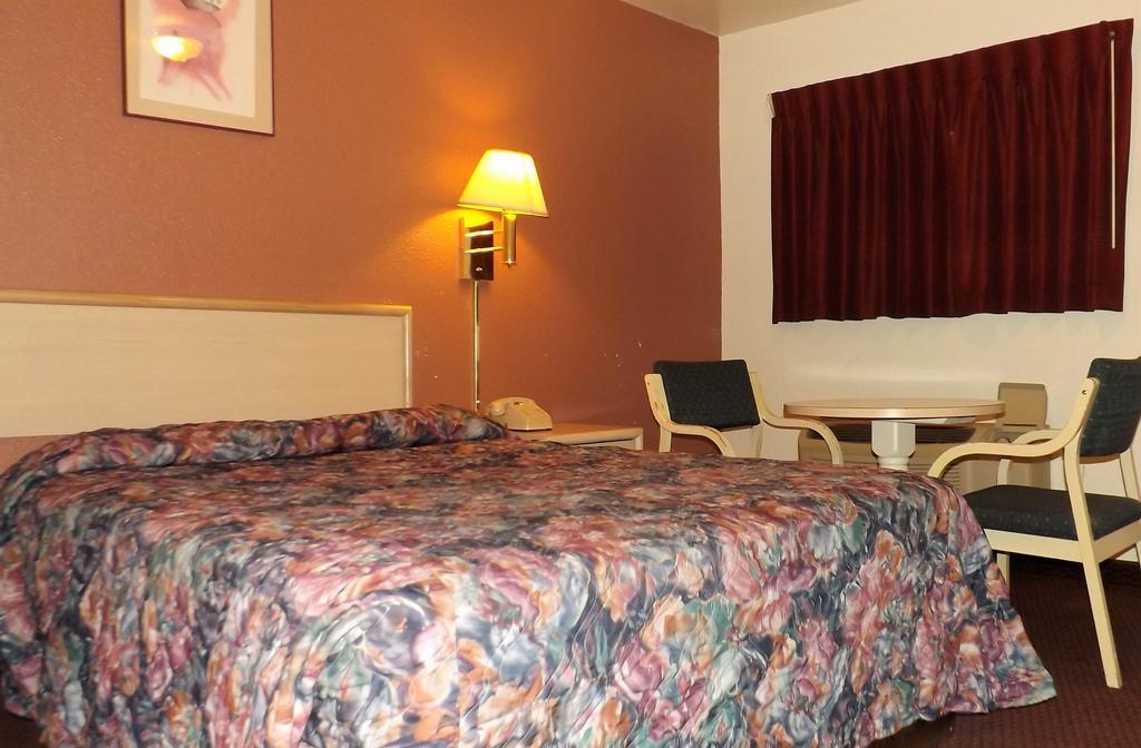 Travelodge By Wyndham Φάρμινγκτον Εξωτερικό φωτογραφία